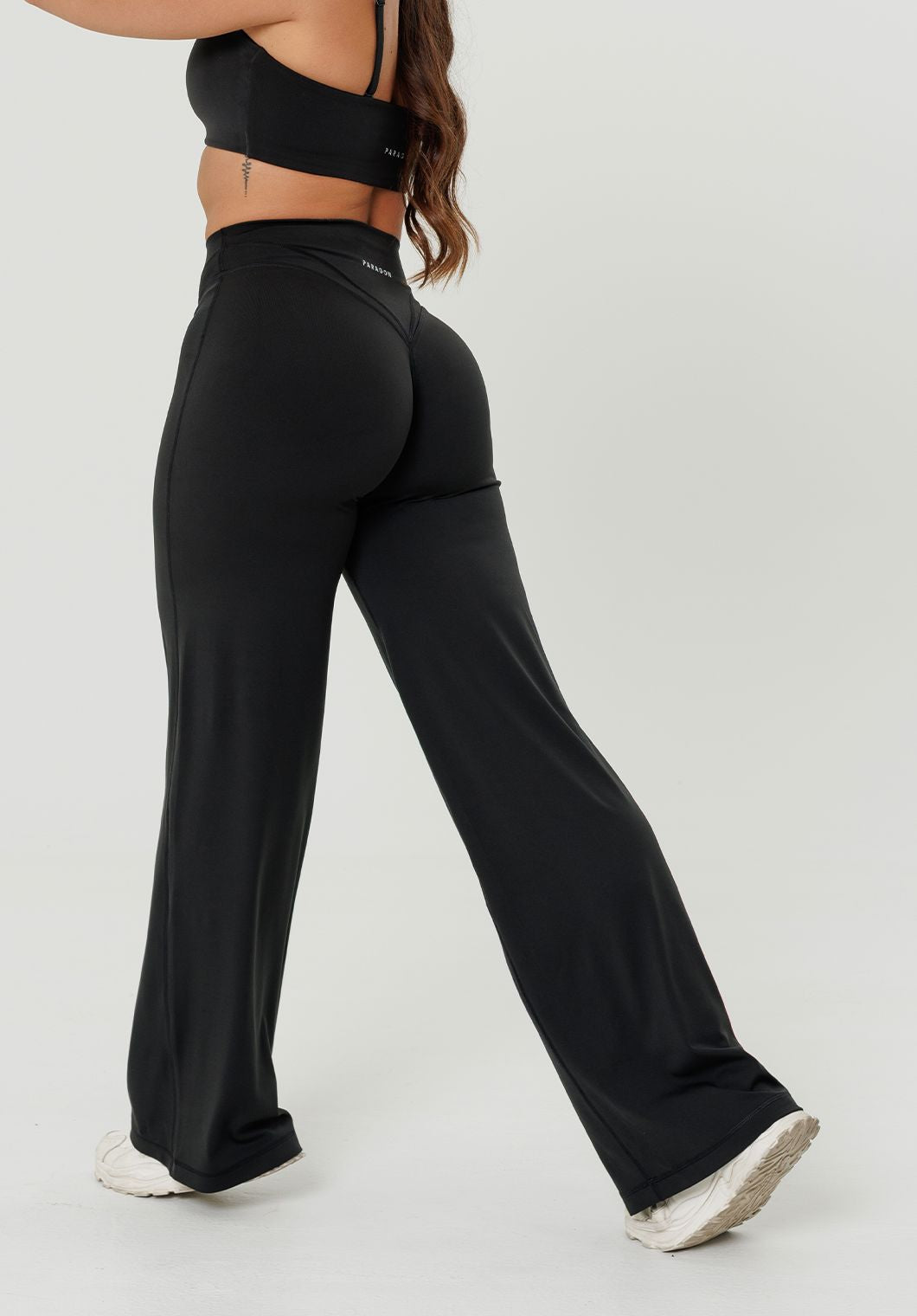 Reluna™ Icon High-Rise Sculptseam® Plus Straight Leg Pant Short- Black