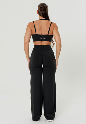 Reluna™ Icon High-Rise Sculptseam® Plus Straight Leg Pant Short- Black