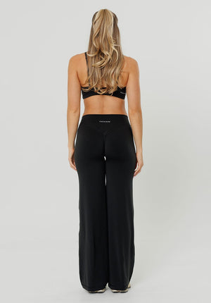 Reluna™ Icon High-Rise Sculptseam® Plus Straight Leg Pant Regular- Black