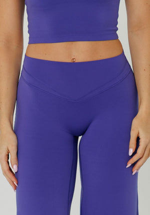 Reluna™ Icon High-Rise Sculptseam® Plus Straight Leg Pant Regular- Electric Violet