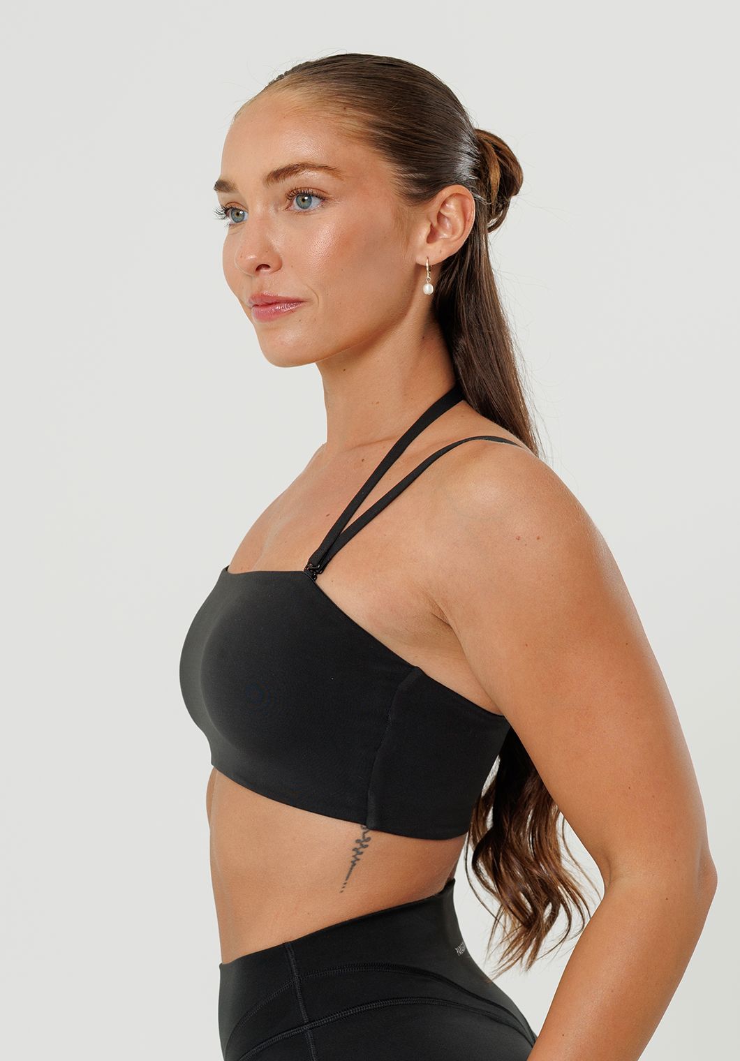 Reluna™ Infinity Sports Bra Black