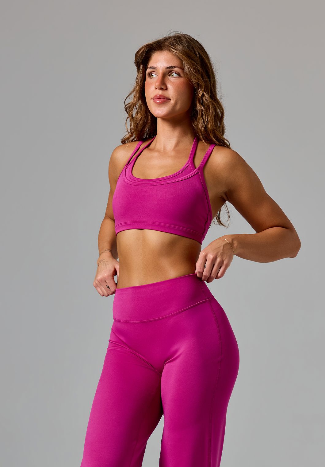 Reluna™ Monochrome Double-Layer Sports Bra Berry
