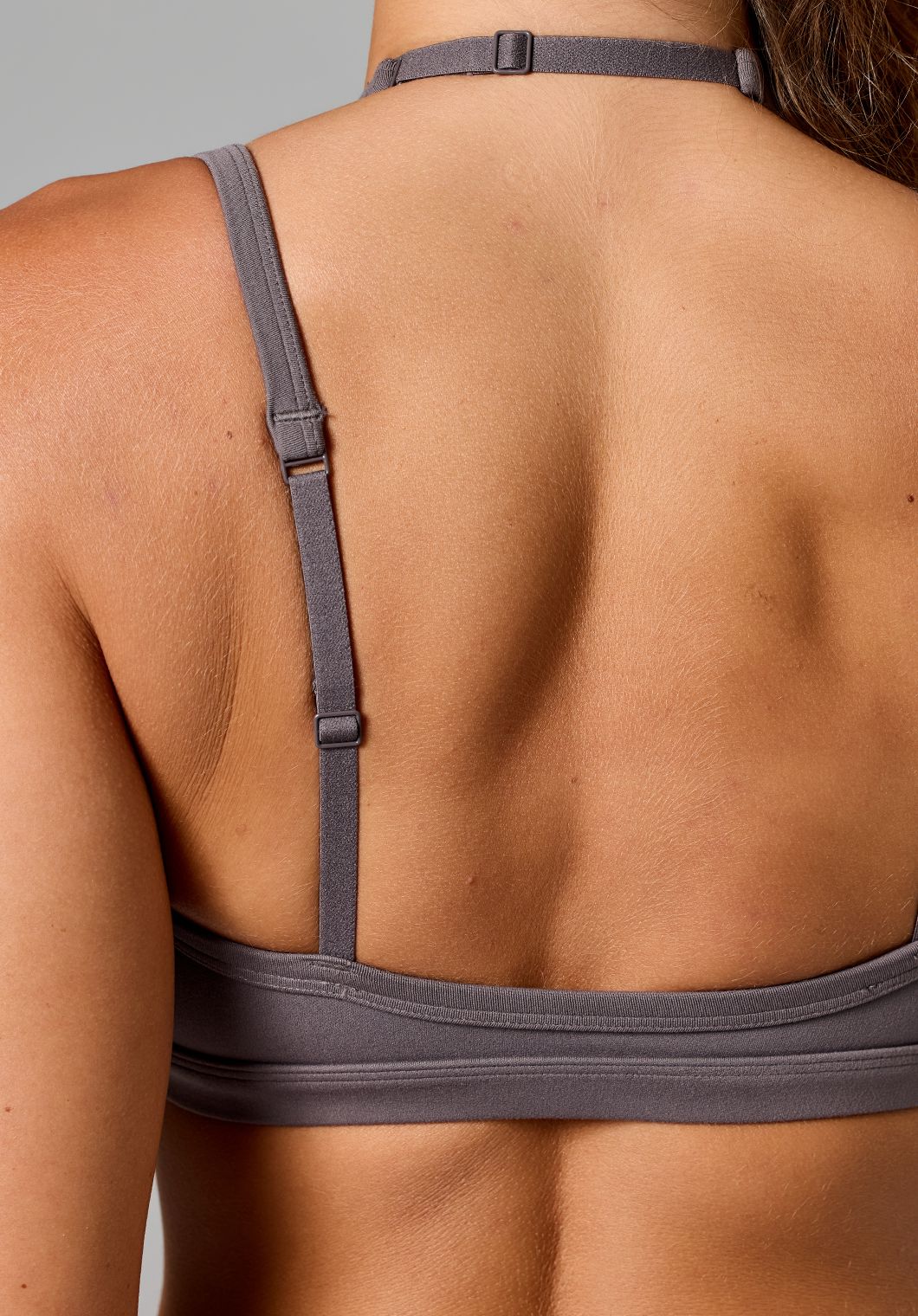 Reluna™ Monochrome Double-Layer Sports Bra Cement