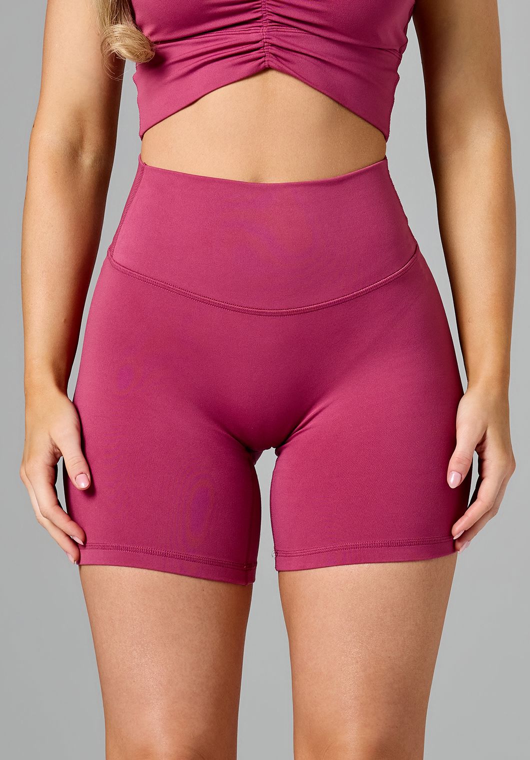 Reluna™ Original Sculptseam® High-Rise Short 6" Raspberry