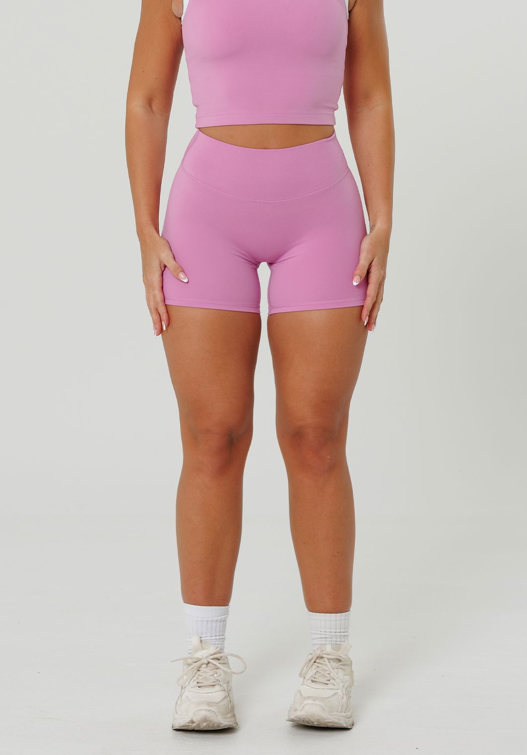 Reluna Original Mid-Rise Sculptseam® Plus Short 5" Tulip