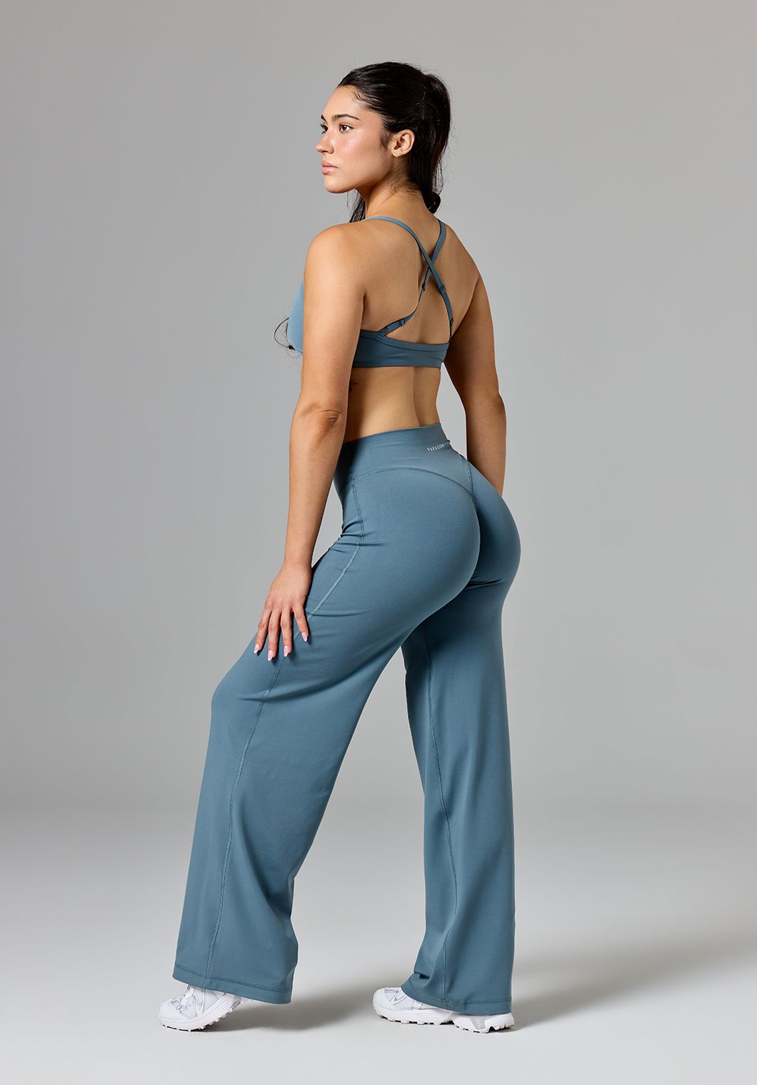 Reluna™ Original Sculptseam® Mid-Rise Straight Leg Pant Regular Slate