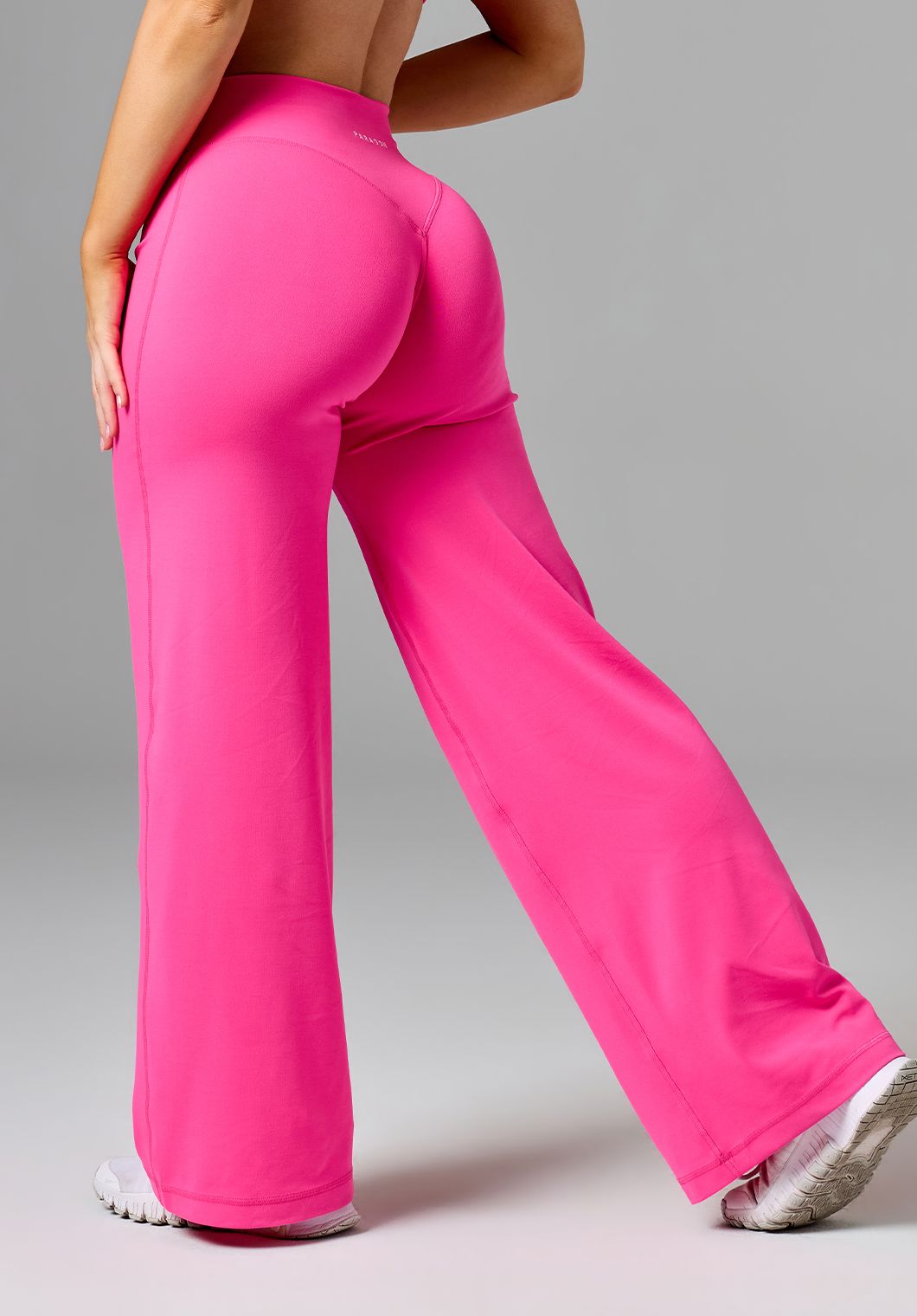 Reluna™ Original Sculptseam® Mid-Rise Straight Leg Pant Short Crush