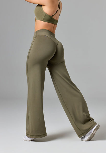 Reluna™ Original Sculptseam® Mid-Rise Straight Leg Pant Short Everglades