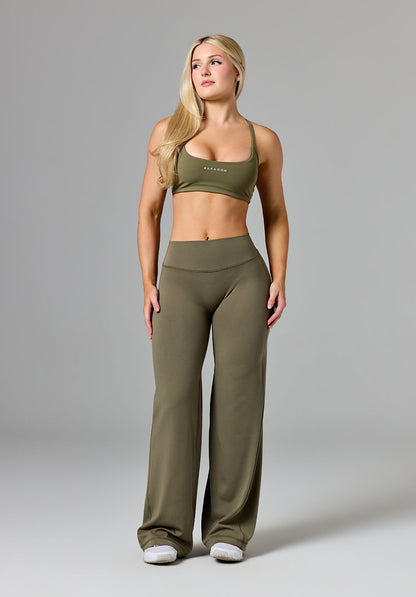Reluna™ Original Sculptseam® Mid-Rise Straight Leg Pant Short Everglades