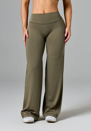 Reluna™ Original Sculptseam® Mid-Rise Straight Leg Pant Short Everglades