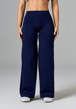 Reluna™ Original Sculptseam® Mid-Rise Straight Leg Pant Short Ink