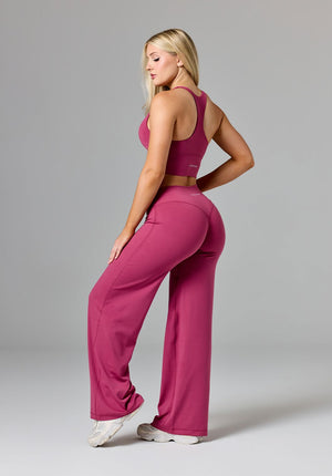 Reluna™ Original Sculptseam® Mid-Rise Straight Leg Pant Short Raspberry