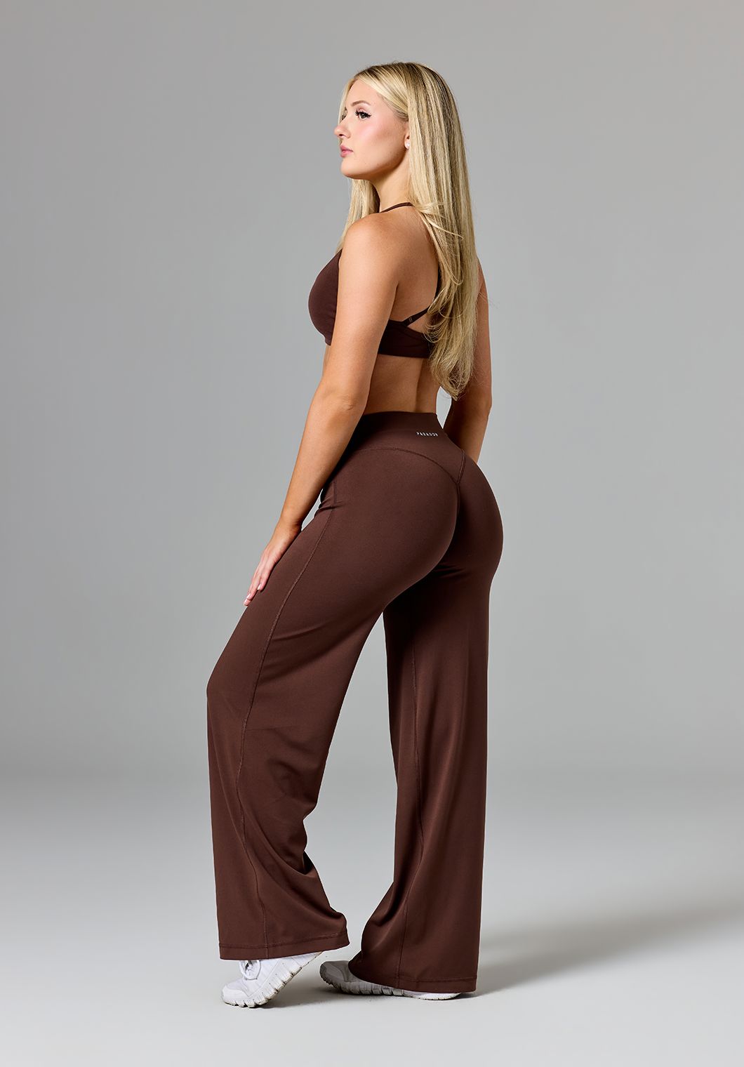 Reluna™ Original Sculptseam® Mid-Rise Straight Leg Pant Short Walnut