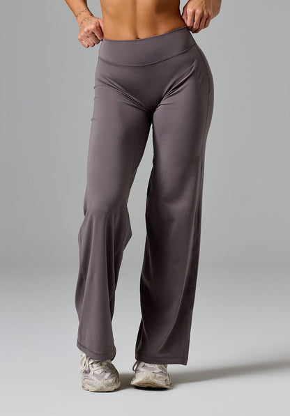 Reluna™ Original Sculptseam® Low-Rise Straight Leg Pant Regular Cement