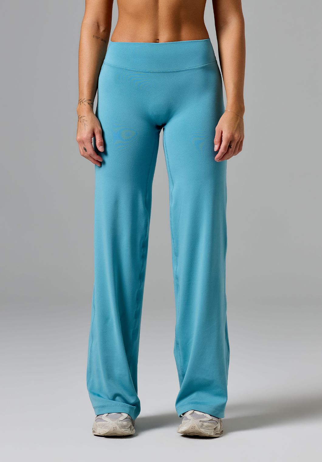 Reluna™ Original Sculptseam® Low-Rise Straight Leg Pant Regular Mineral