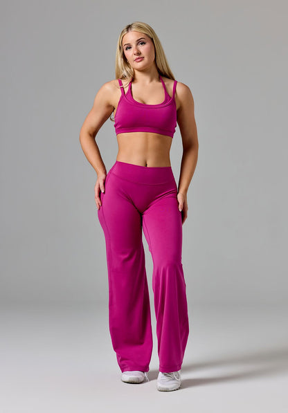 Reluna™ Original Sculptseam® Low-Rise Straight Leg Pant Short Berry