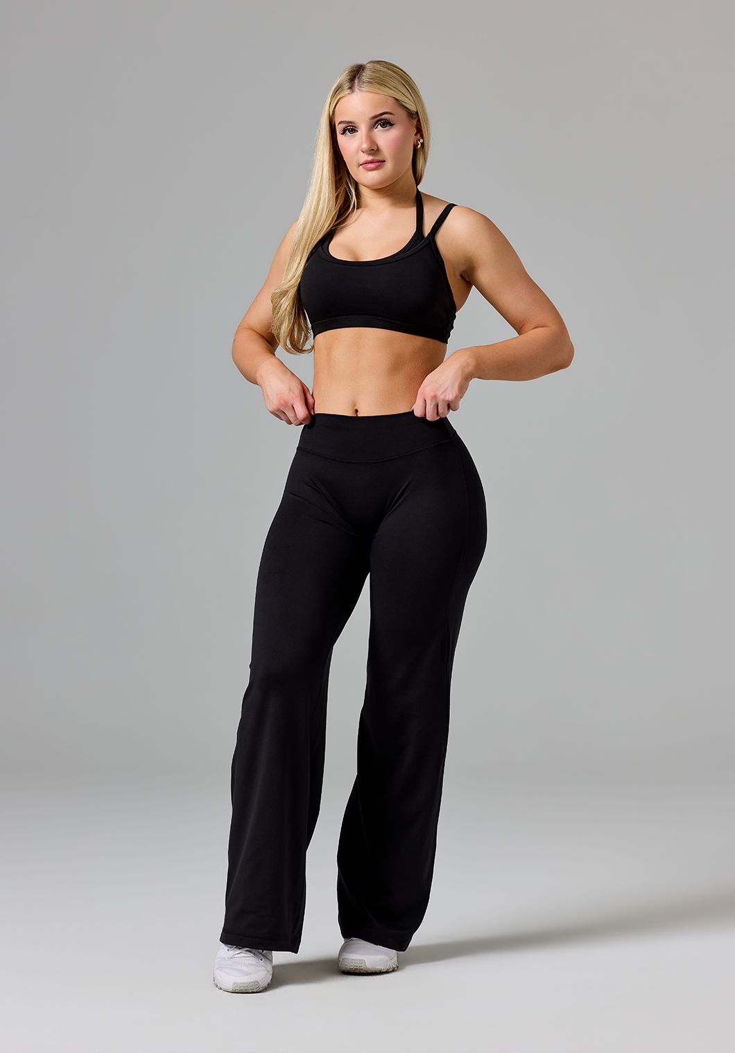 Reluna™ Original Sculptseam® Low-Rise Straight Leg Pant Short Black