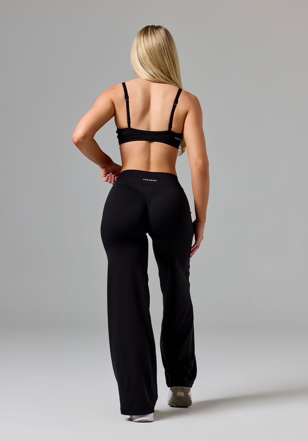 Reluna™ Original Sculptseam® Low-Rise Straight Leg Pant Short Black