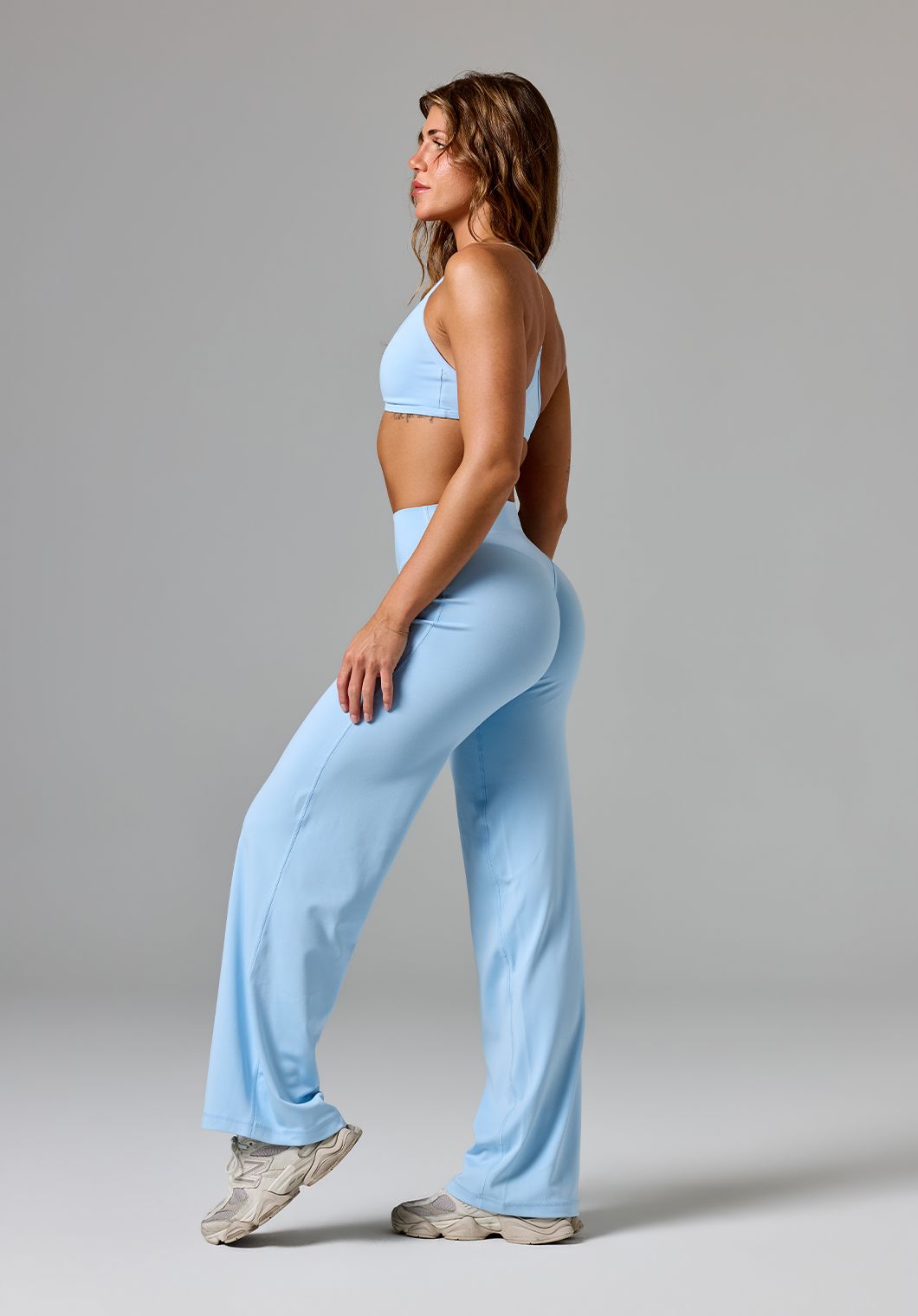 Reluna™ Original Sculptseam® Mid-Rise Straight Leg Pant Regular Vapor
