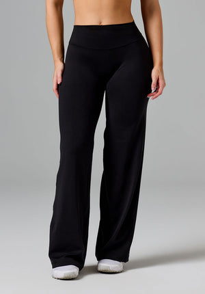Reluna™ Original Sculptseam® Mid-Rise Straight Leg Pant Short Black