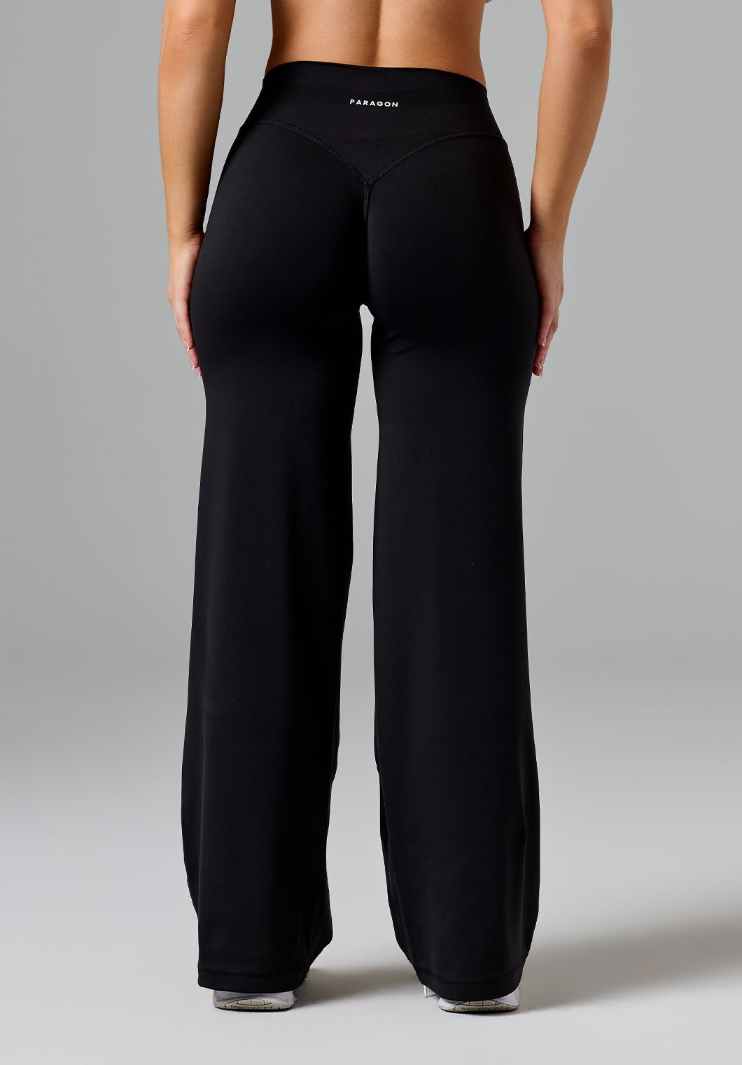 Reluna™ Original Sculptseam® Mid-Rise Straight Leg Pant Short Black