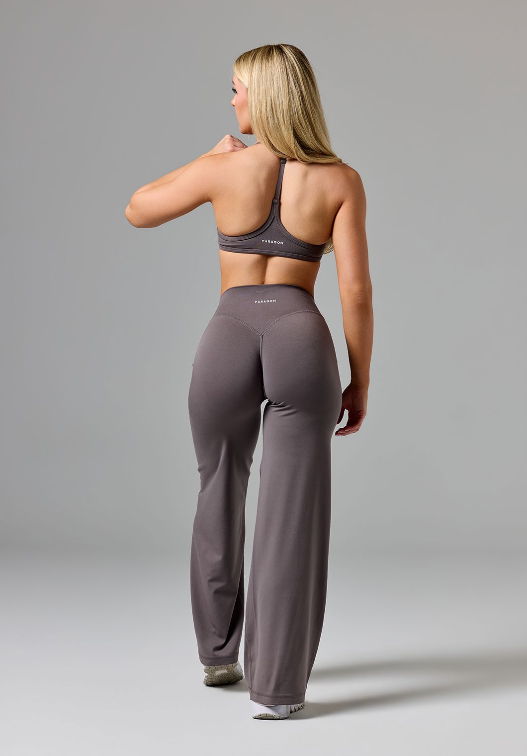Reluna™ Original Sculptseam® Mid-Rise Straight Leg Pant Short Cement