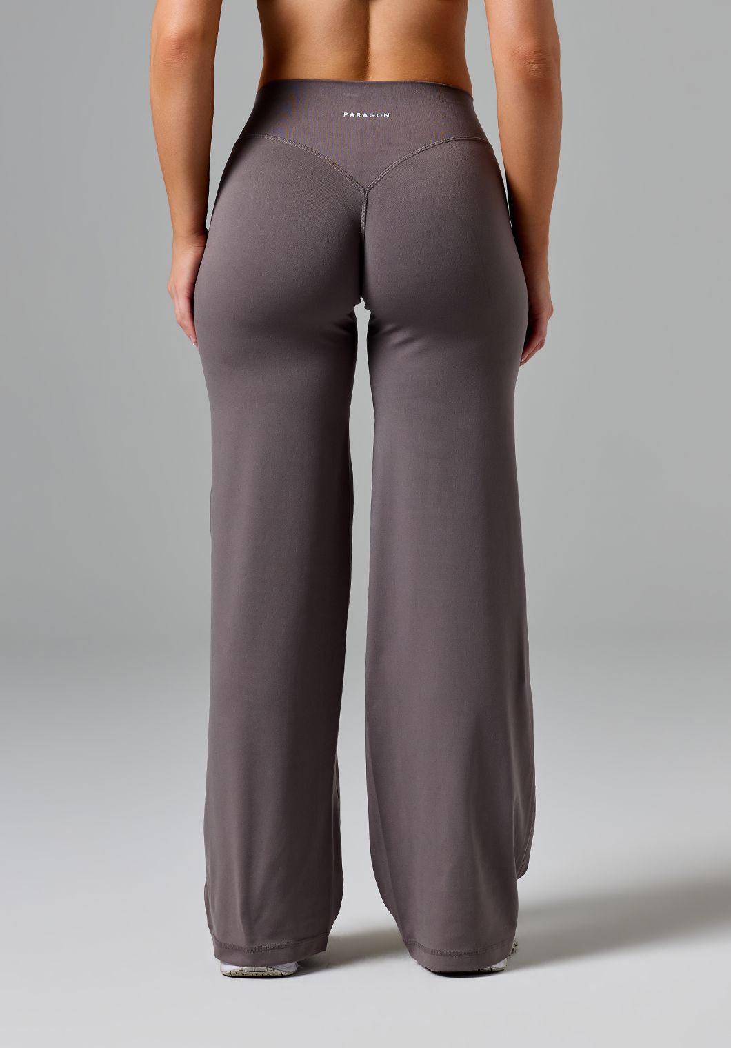 Reluna™ Original Sculptseam® Mid-Rise Straight Leg Pant Short Cement