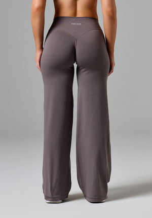 Reluna™ Original Sculptseam® Mid-Rise Straight Leg Pant Short Cement