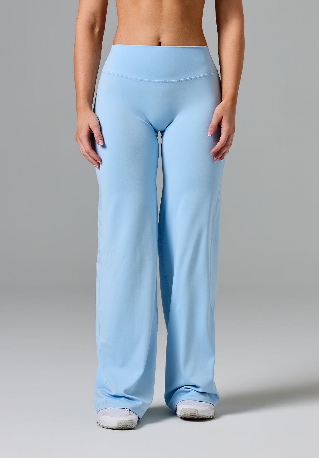 Reluna™ Original Sculptseam® Mid-Rise Straight Leg Pant Short Vapor