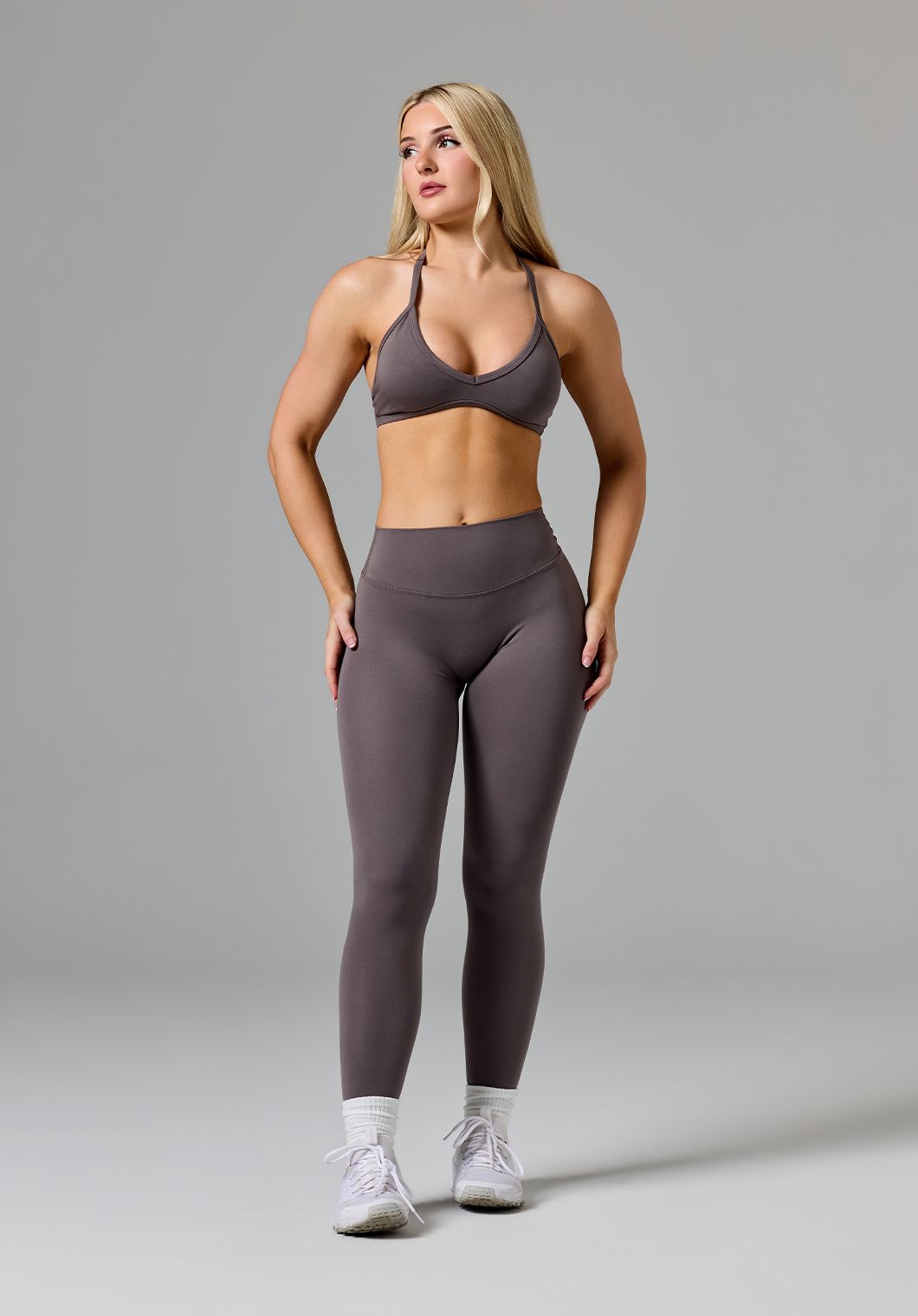 Reluna™ Original Sculptseam® Plus Mid-Rise Legging Cement