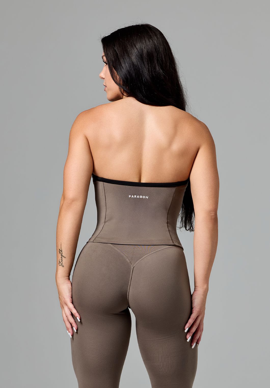 Reluna™ SmoothHold™ Contrast Halter Top Thyme