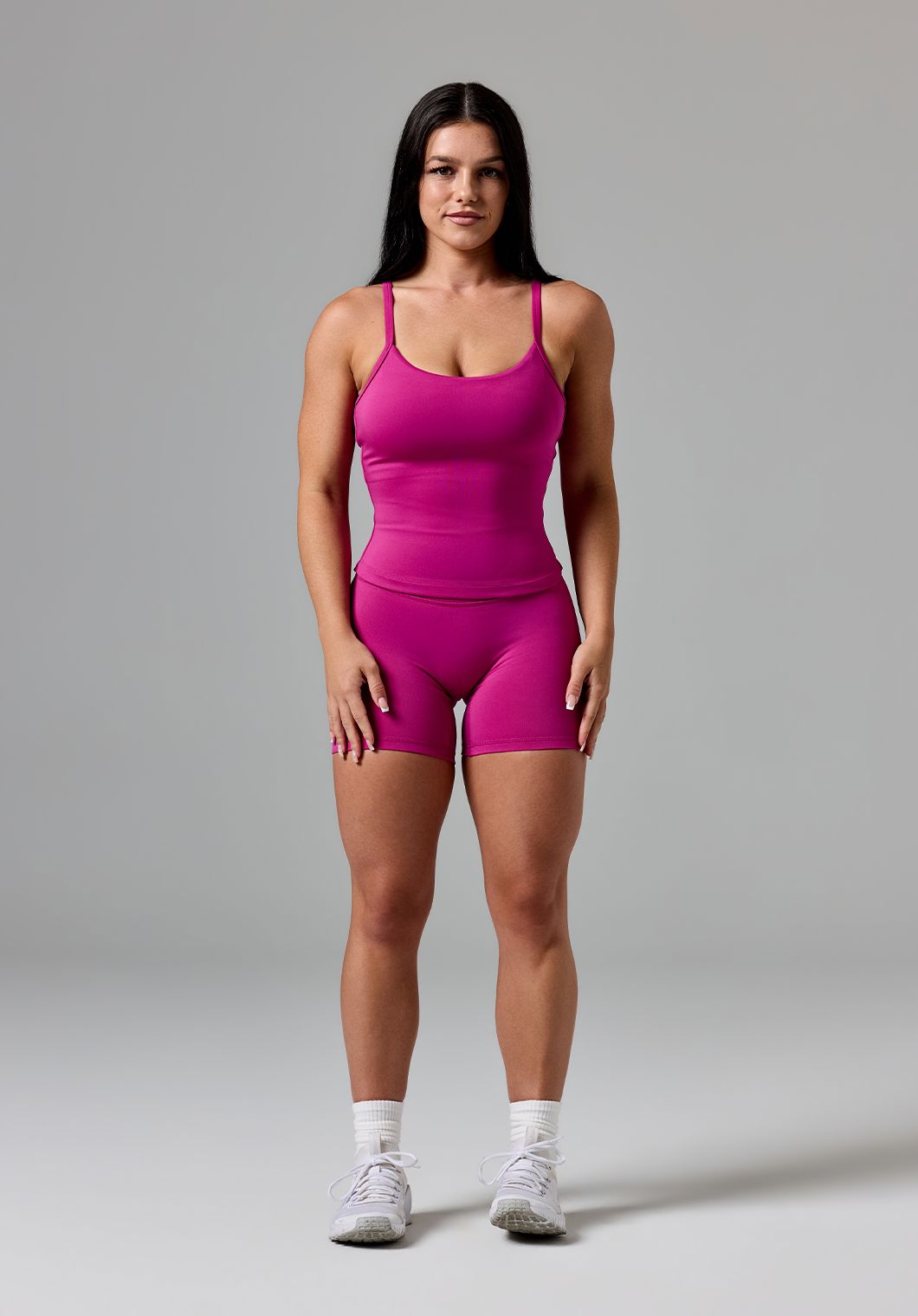 Reluna™ SmoothHold™ Essential Top Berry