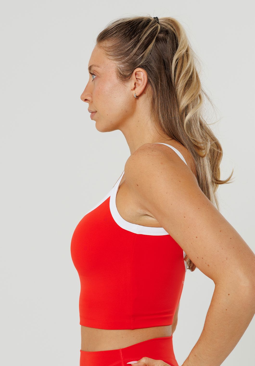 Reluna™  SmoothHold™ Low Back Top Strawberry