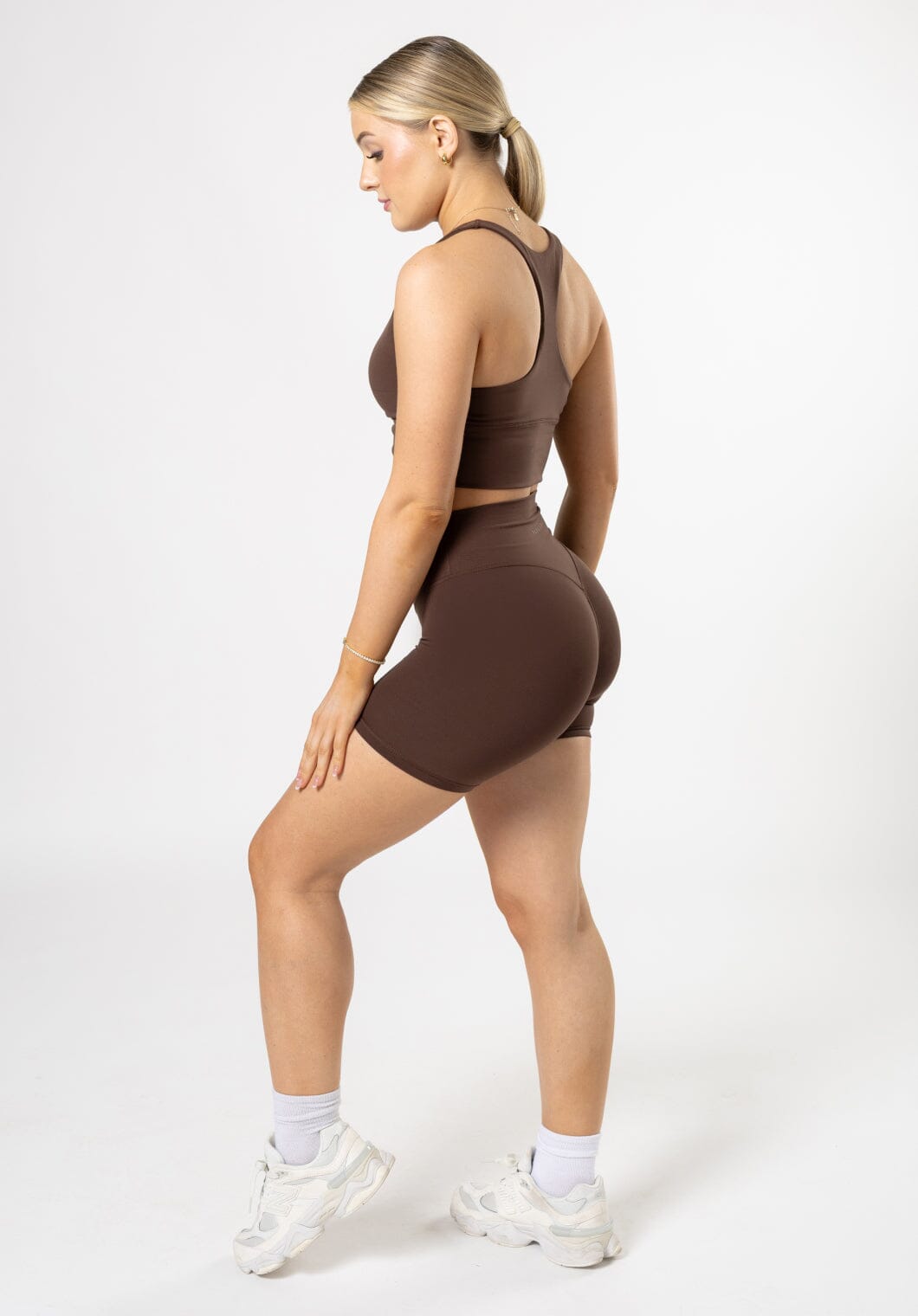 Reluna Original High-Rise Sculptseam® Plus Short 5” Walnut