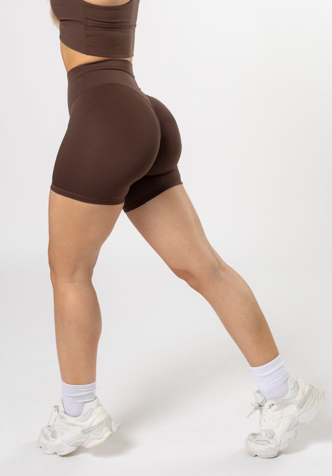 Reluna Original High-Rise Sculptseam® Plus Short 5” Walnut