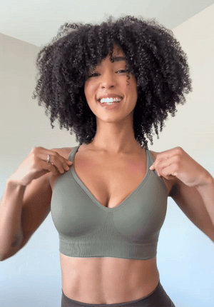 CurveFlex™ Seamless Form Sports Bra Black